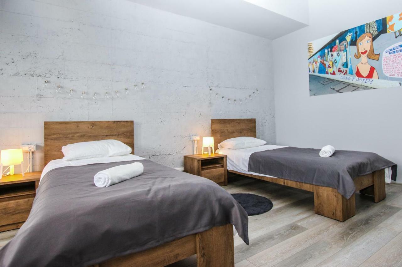 Xxl Rooms Rijeka Exteriör bild